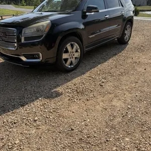 GMC Denali Arcadia 2014 model leather interior