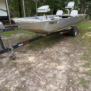 16ft x 6ft aluminum boat with trailer