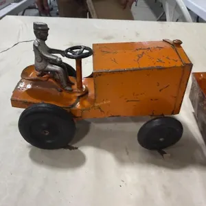 Kingsbury Metal Truck & Wagon