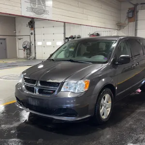 2018  Dodge  Grand Caravan  SXT 4dr Mini-Van