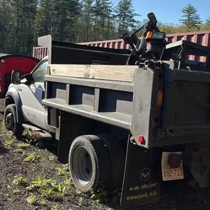 2006 FORD F-550 SINGLE AXLE DUMP TRUCK VIN: 1FDAF57Y36EC51419