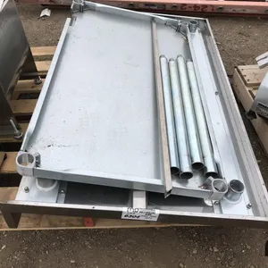 Table Tops and Legs
 UNRESERVED