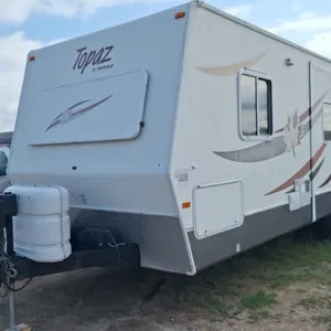 2006 Topaz byTriple E 26ft Camper