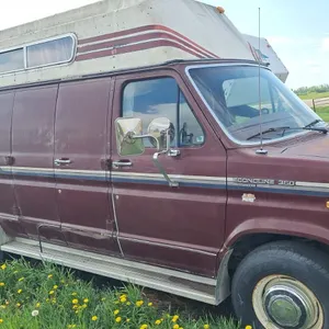 84' Ford 350 8 CYL Camper Van 249,076kms