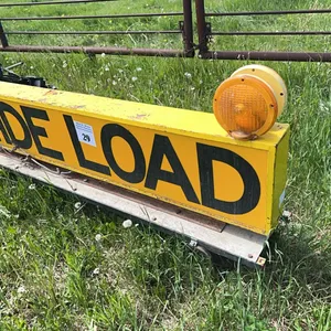 WIDE LOAD SIGN FOR TRUCK w/ LIGHTS