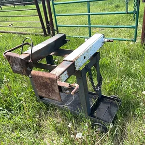 2 - TRAILER JACKS & MIG WELDING CART