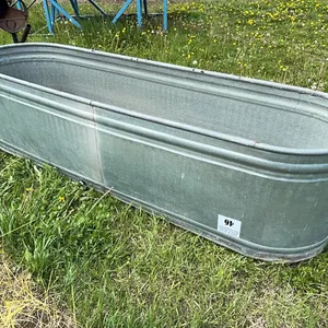 8' OVAL STOCK WATER TANK