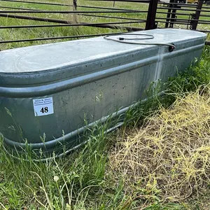 8' OVAL STOCK WATER TANK w/ ELECTRIC HEATER