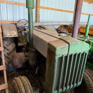 John Deere D wide front