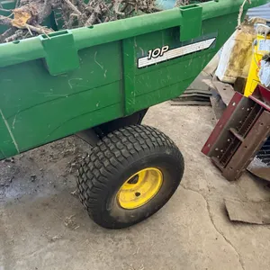 John Deere model 10 P utility garden tractor trailer