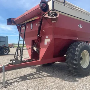 ID 3525 J & M 500-14 Grain Cart