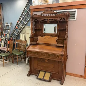 1913 Hamilton organ