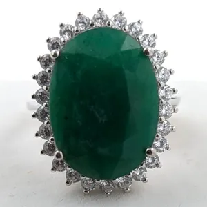 6.73 g Certified Silver Emerald gemstone Ring ($12,492 Appraisal)