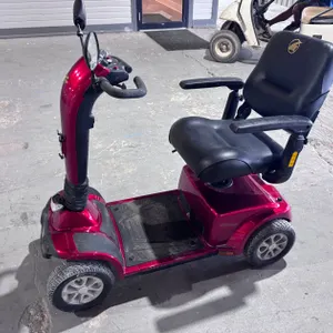 MOBILITY GOLDEN CHAMPION CHAIR