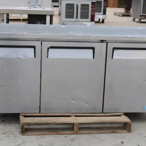Commercial Undercounter Refrigerator