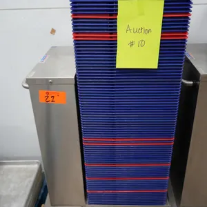 Levelator Cart with Lunch Trays