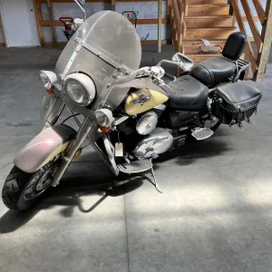 Kawasaki Vulcan 1500 Classic Motorcycle