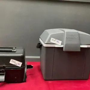 12 VOLT SMALL KOOLATRON COOLER & PORTABLE STOVE