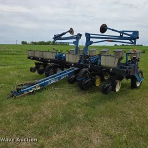 Kinze 2200 planter