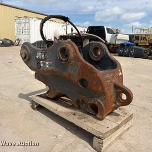 2018 JRB PowerLatch quick coupler