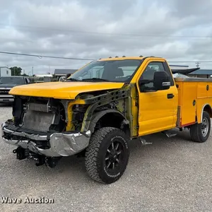 2022 Ford F350 Super Duty utility bed pickup truck