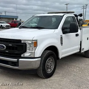 2021 Ford F350 Super Duty utility bed pickup truck