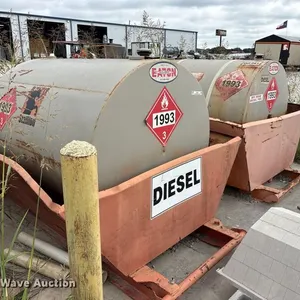 (2) fuel tanks