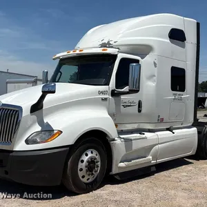 2019 International LT625 semi truck