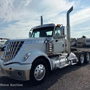 2011 International LoneStar semi truck