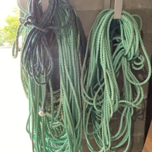 LARGE BUNDLE OF ASSORTED ROPE