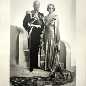 YOUSUF KARSH SGND PORTRAIT LORD & LADY BESSBOROUGH