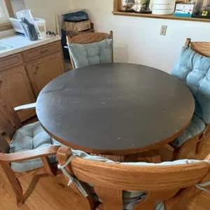 Round Dining Table with 5 Chairs