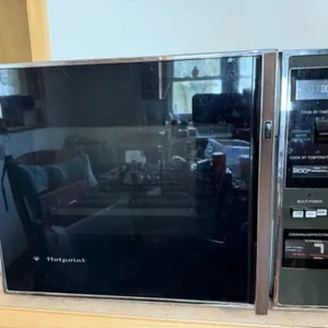 Hotpoint Microwave