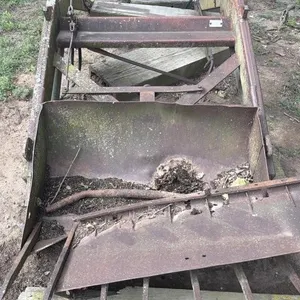 New Idea Model 501 Ensilage Scoop