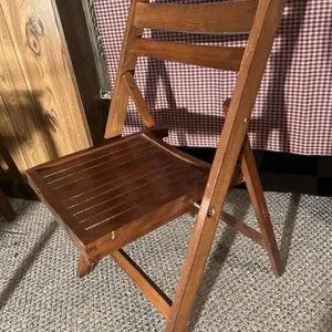 Wooden folding chairs x4 31.5inHx18inWx23inL