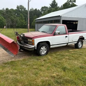 1990 Chevrolet Silverado 1500 4x4 Plow Truck