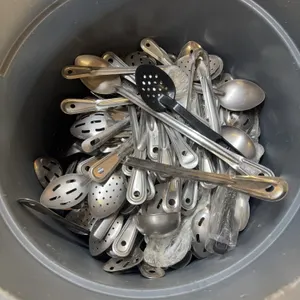 Bulk Stainless Steel Serving Utensils – Ladles, Skimmers & Spoons