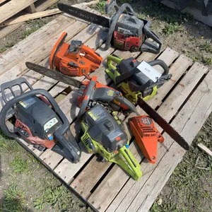 Pallet of misc chainsaws - condition unknown