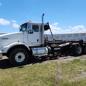 2017 KENWORTH T800 T/A ROLL OFF TRUCK VIN: 1NKDL40XXHJ177592