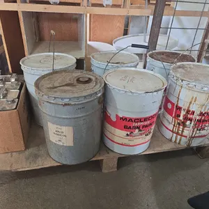 Quantity of Oil Base Barn Paint