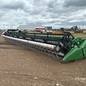 2008 John Deere 635F 35 ft Flex Combine Header