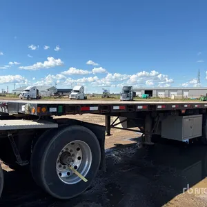 1999 Load King 28 ft T/A Super B-Train Pup Flatbed Trailer
