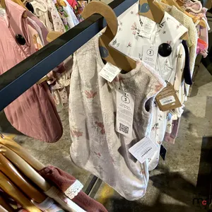 Girl's Clothing: Casual Clothing Sizes 1 Month-7 Years
 UNRESERVED