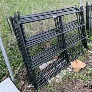(6) Green 7' Sheep Farm Gates
 UNRESERVED