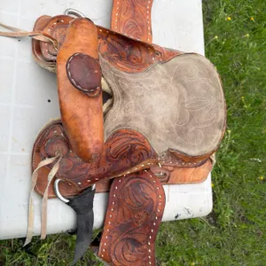 Mini Pony Saddle with Tooled Leather Details