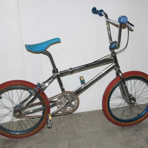 VINTAGE KUWAHARA BMX BIKE. MADE IN JAPAN