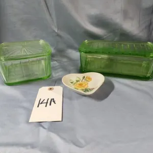 1930's Uranium Green Glass Refrigerator Dish/Lid