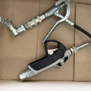 2-oil dispensing guns