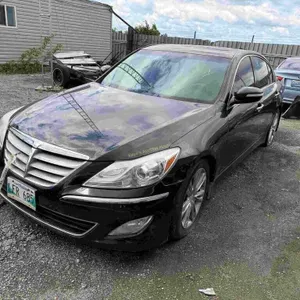2013 Hyundai Genesis SN: KMHGC4DD9DU230558