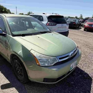 2008 Ford Focus SN: 1FAHP34N68W112676